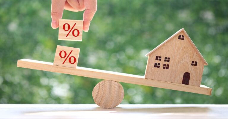 With interest rates rising, mortgage applications decreased