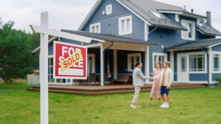 New home purchase mortgage applications increased in March