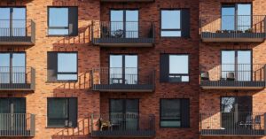 The gap between US rent prices vs income continues to grow