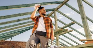 The Housing Market Index inched up to 33 after posting a reading of 32 in June, which was the third-lowest mark since 2012
