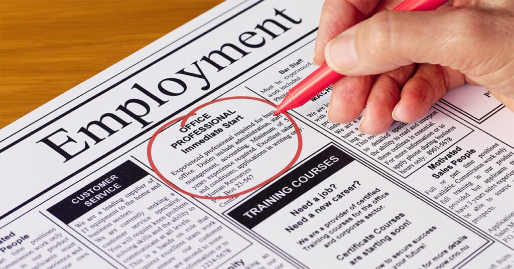 Job-finding expectations hit a record low in August, fueling rate cut speculation as labor market weakens.
