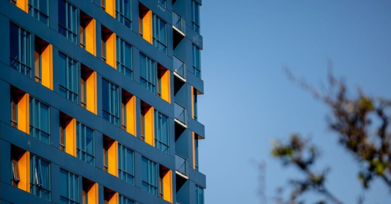 Commercial mortgage delinquency rates improve in third quarter