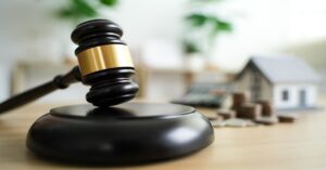 At foreclosure auctions, pricing below market and adjusting fast can drive higher sales and lower losses.