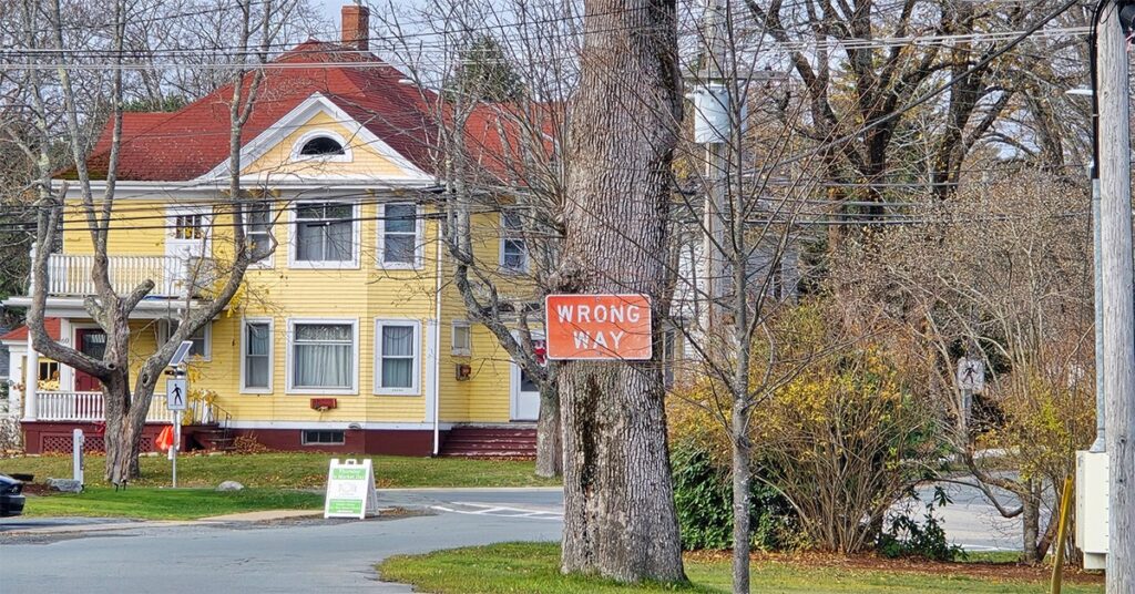 Mortgage rates rise for the second straight week, with the 30-year fixed-rate mortgage averaging 6.34%, per Freddie Mac's Oct. 2 report.