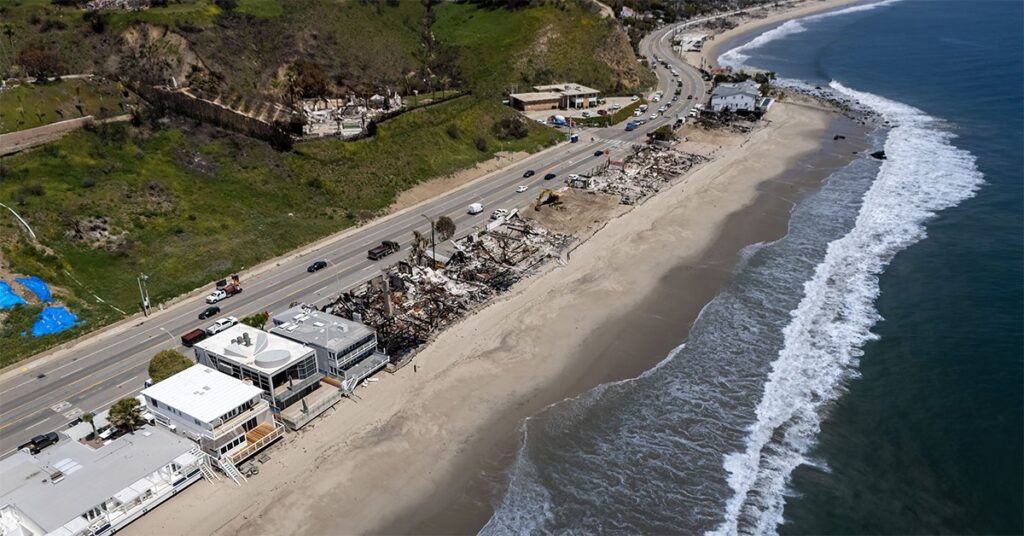 Investors snap up 40% of vacant lots in fire-afflicted LA neighborhoods as listings surge.