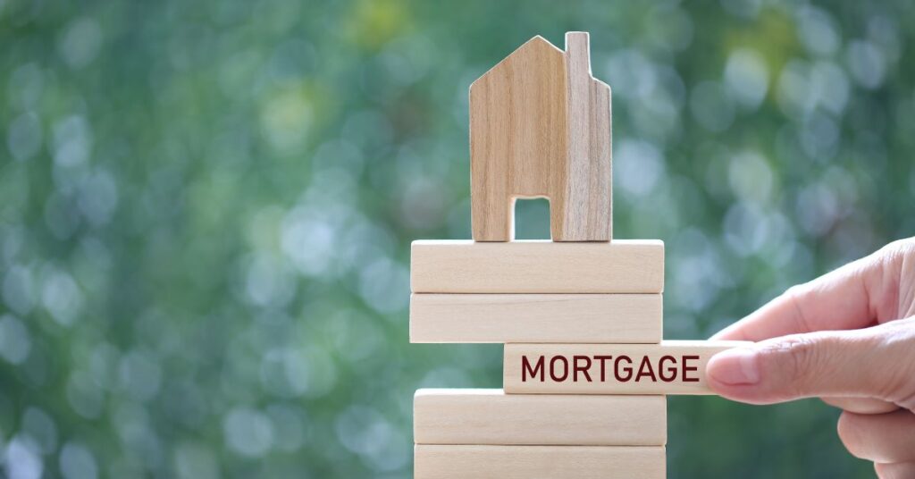 Metros exhibit pockets of stress amid stable mortgage delinquency rates.