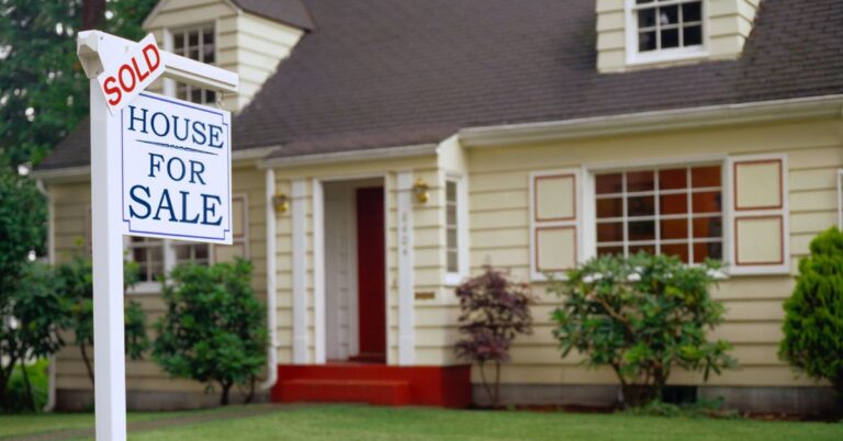 Home seller profit margins decline for third straight year in 2025, according to Attom.