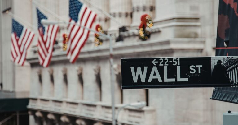 Banking groups press regulators to ease mortgage capital rules.