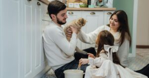 Redfin offers new estimate on typical first-time homebuyer age