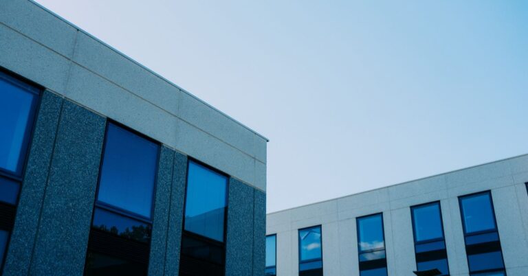 Commercial mortgage performance remains 'mixed' in fourth quarter