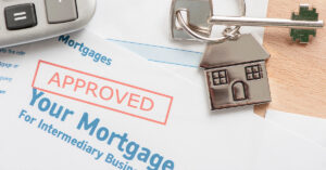 FIrst-time homebuyers put less down and pay higher rates