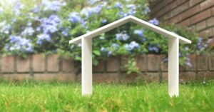 Refinancing surges as mortgage rates dip below 6%, yet uncertainty continues to shape the spring homebuying outlook.