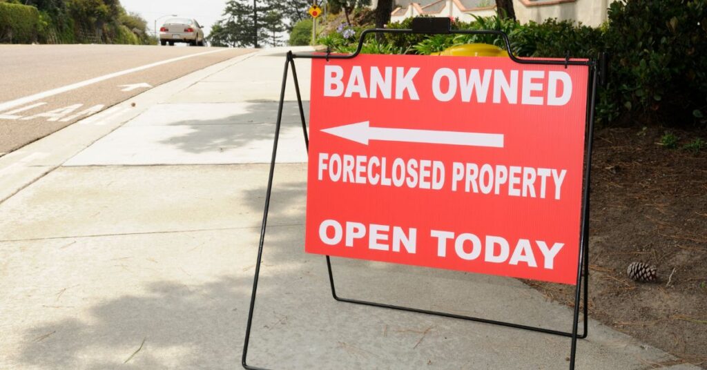 Foreclosure inventory hits six-year high in March