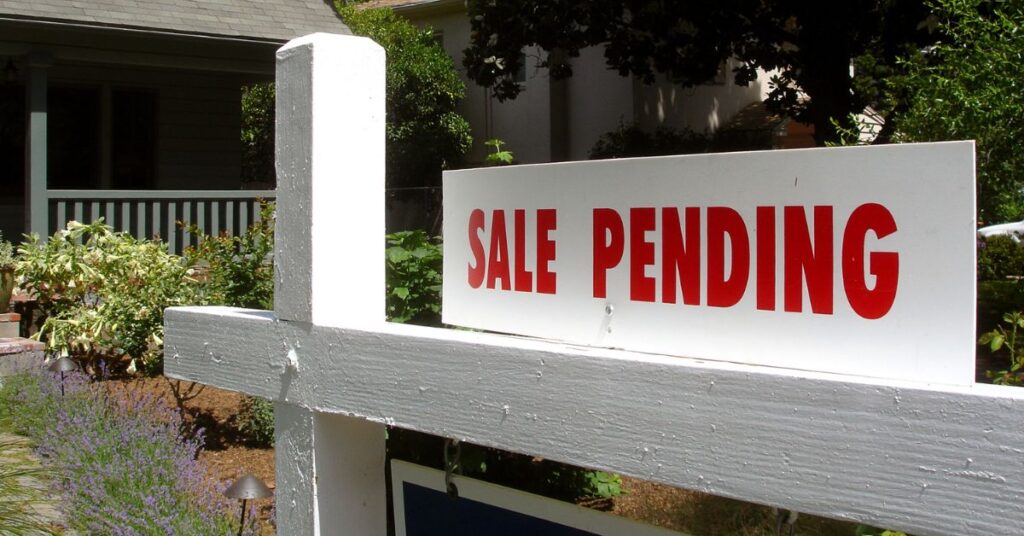 Jump in newly pending listings defies March rise in mortgage rates