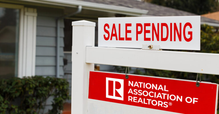 March pending home sales rose 1.5% despite high rates, NAR reported.
