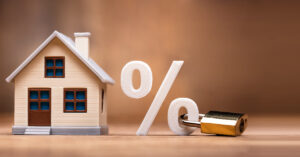 The lock-in effect lingers: One-third of homeowners with sub-6% mortgages refuse to give up their rates
