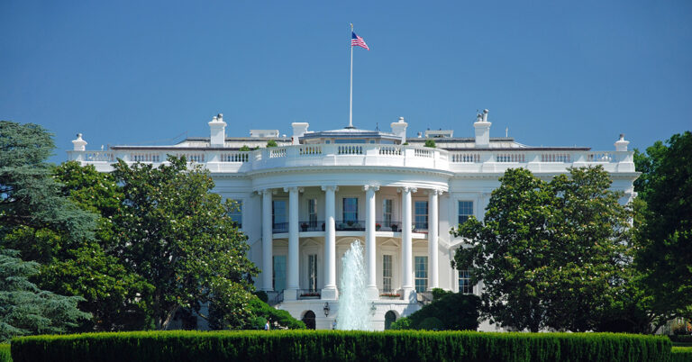 White House economic report proposes sweeping deregulation to ease housing shortages.