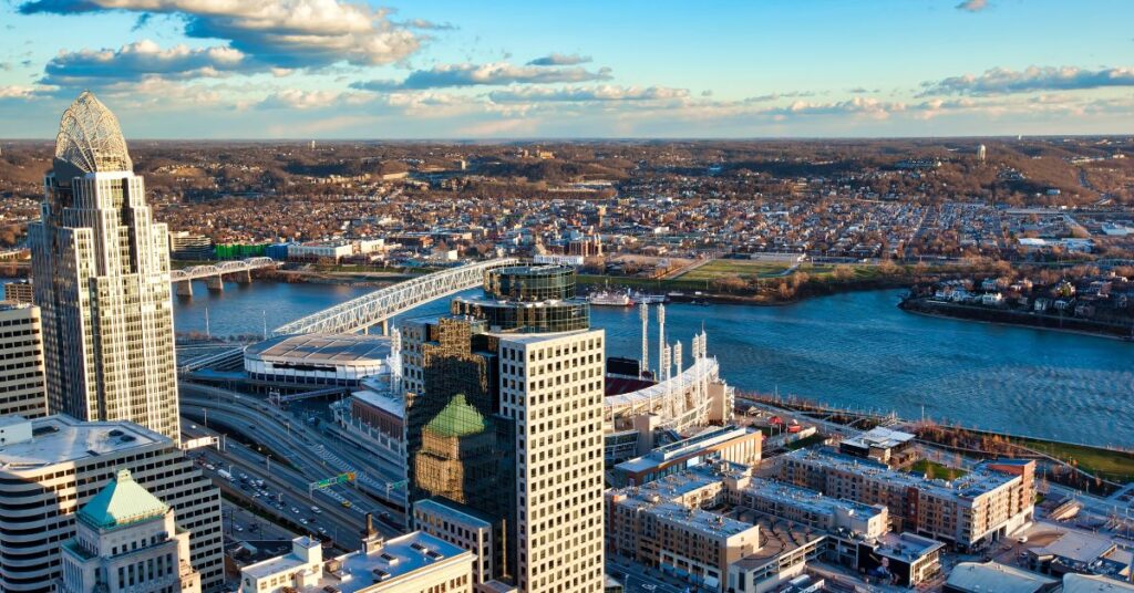 High prices for urban new-builds underscore housing reform delay