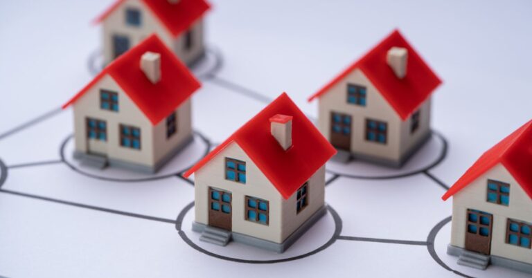 Mortgaged home equity levels 'relatively strong' as seriously underwater rates rise