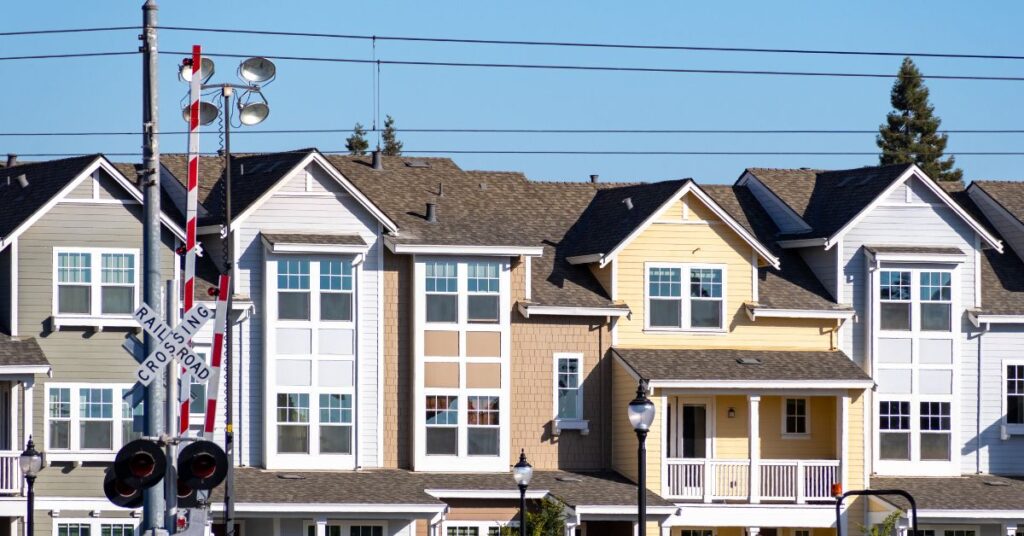 Rents slide lower amid mixed multifamily outlooks