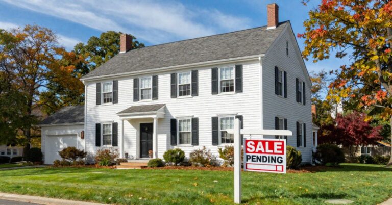 Pending home sales extend gains in May on regional spikes