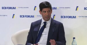 Kevin Warsh dodges rate-hike questions, touts AI during ECB summit.