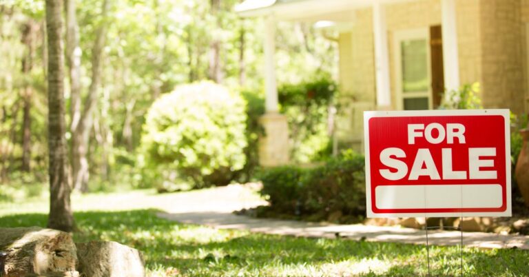 Summer home sales slowdown deepens in August