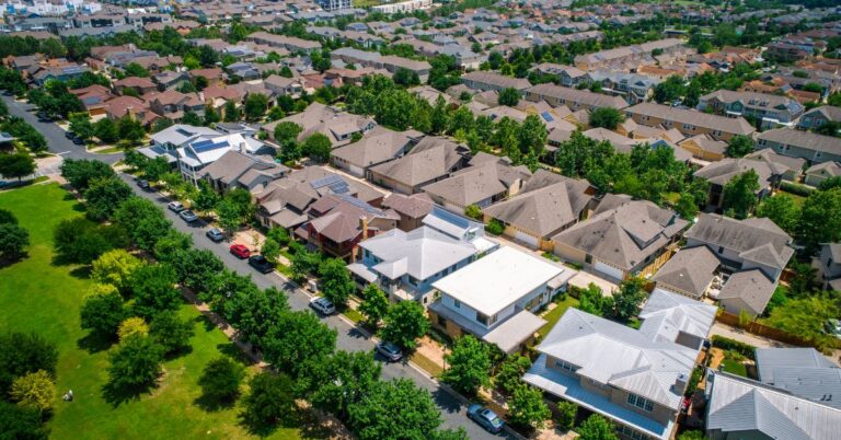 Homeownership affordability deteriorates in third quarter: Attom