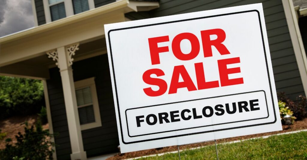 Mortgage performance broadly weakened in August, according to ICE Mortgage Technology.