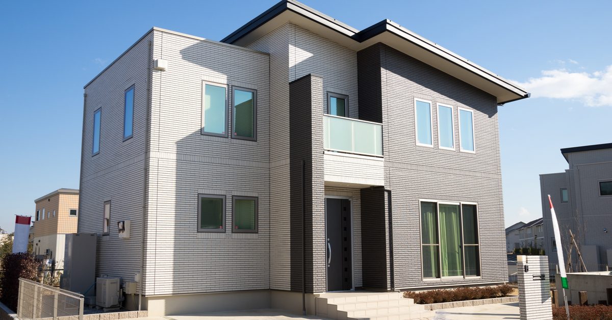 HOUSE New modern gray house