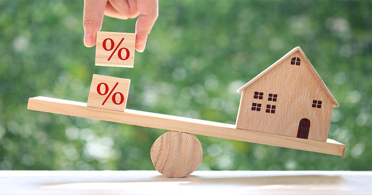 With interest rates rising, mortgage applications decreased