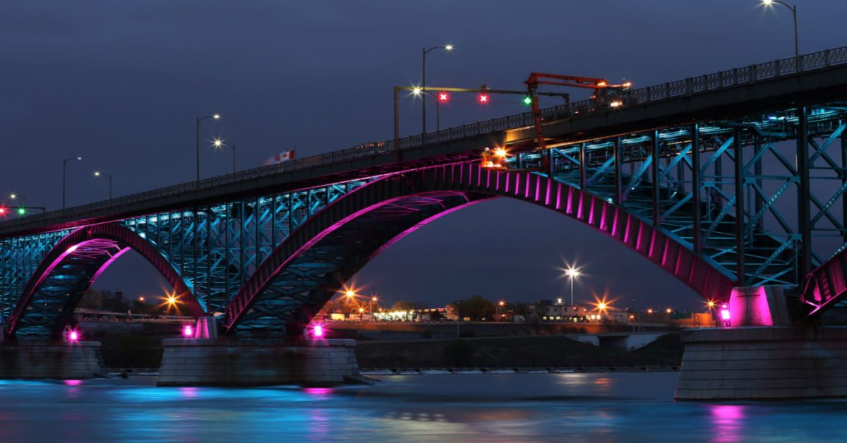 d5d9587c_Shutterstock_194467973