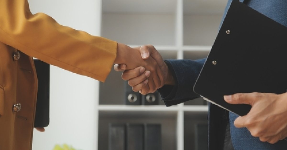 Business,Woman,Offer,And,Give,Hand,For,Handshake,In,Office.